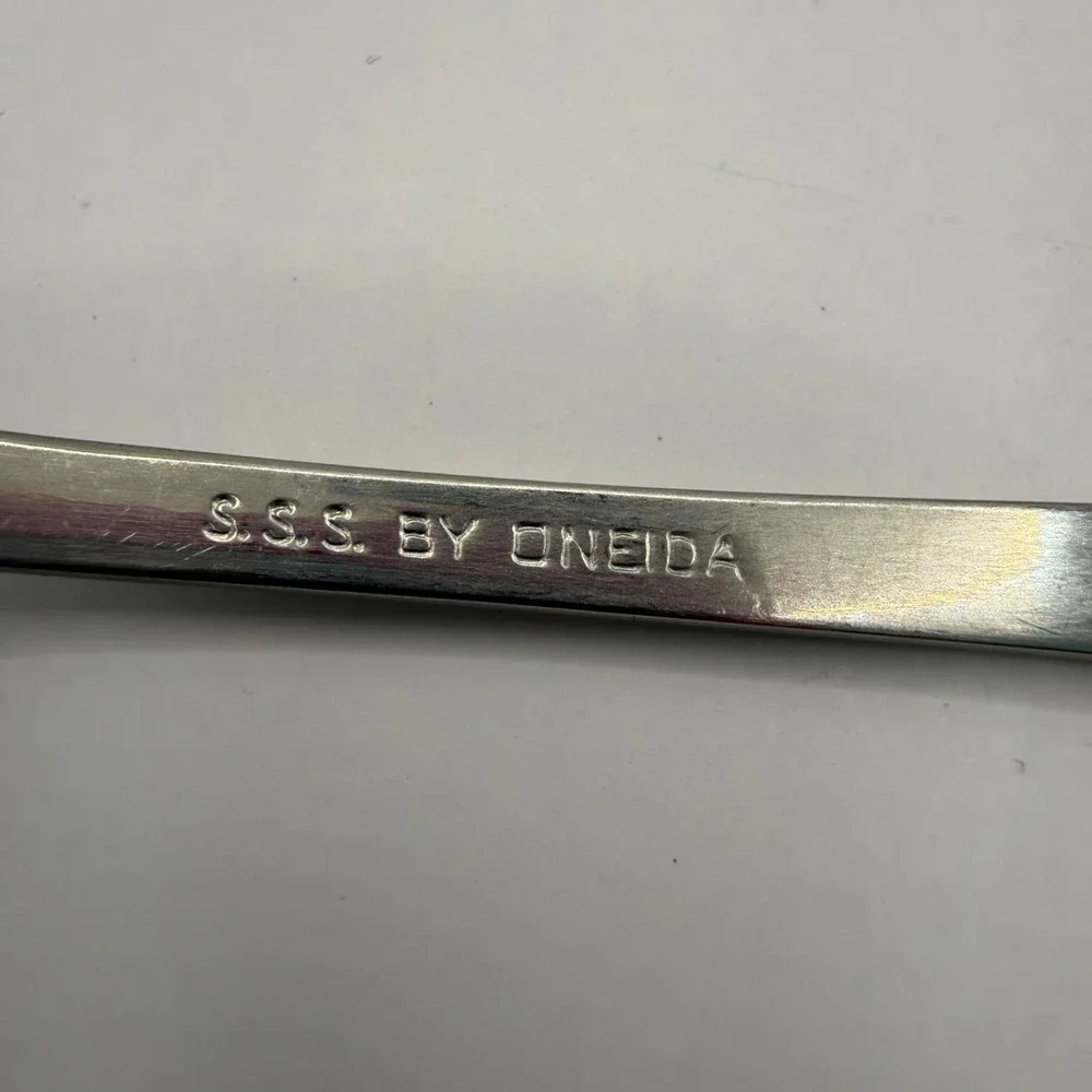 Oneida SSS Stainless Steel Dinner Forks Set of 4 Fiddle Pattern 7.5 Inch